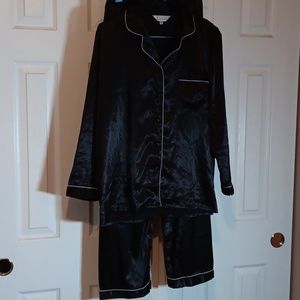 Lonxu Black Satin Pajamas - M
